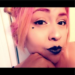 Meet your Posher, Lorena